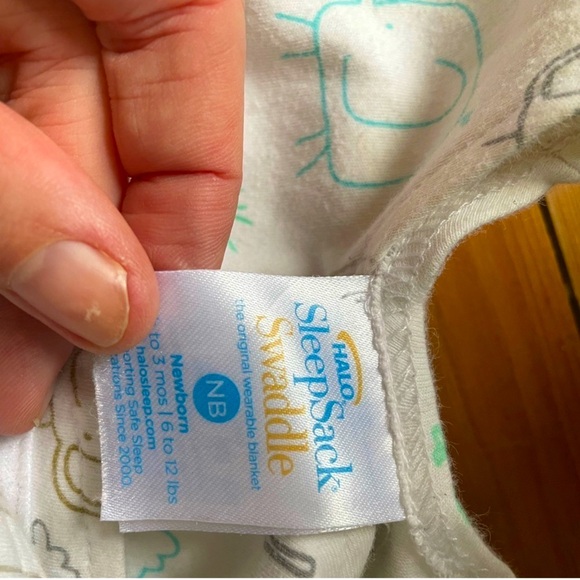 TWO! Halo Newborn and Size Small Sleep Sack Swaddles - Picture 3 of 8